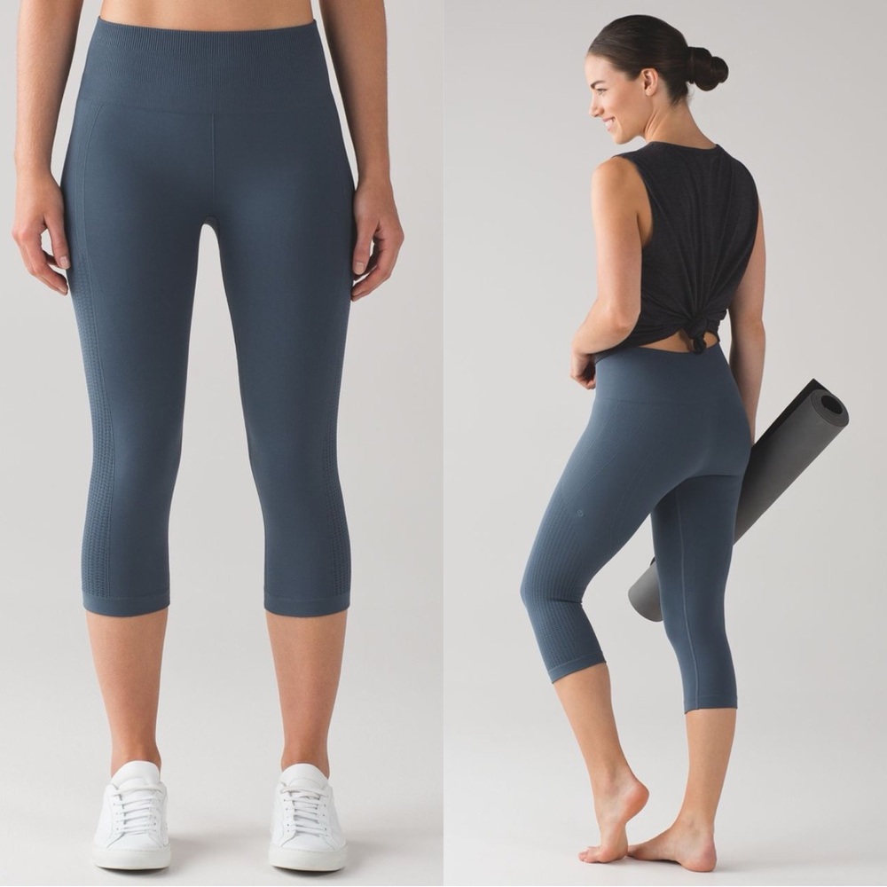 Lululemon Flow & Go Crop (19") Astro Blue W6HAVS Size 8